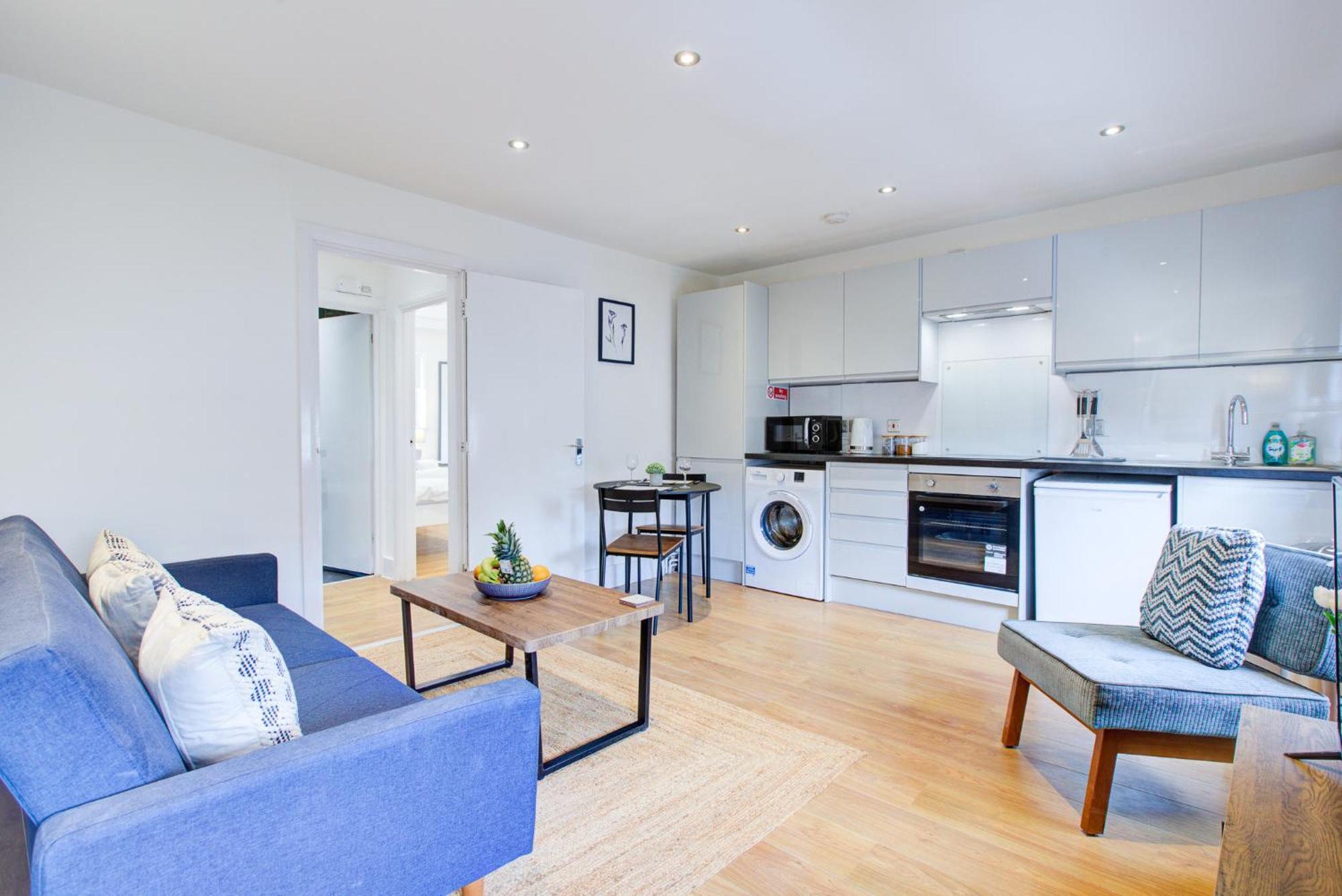 Wonderful Two-Bedroom Apartment ลอนดอน ภายนอก รูปภาพ